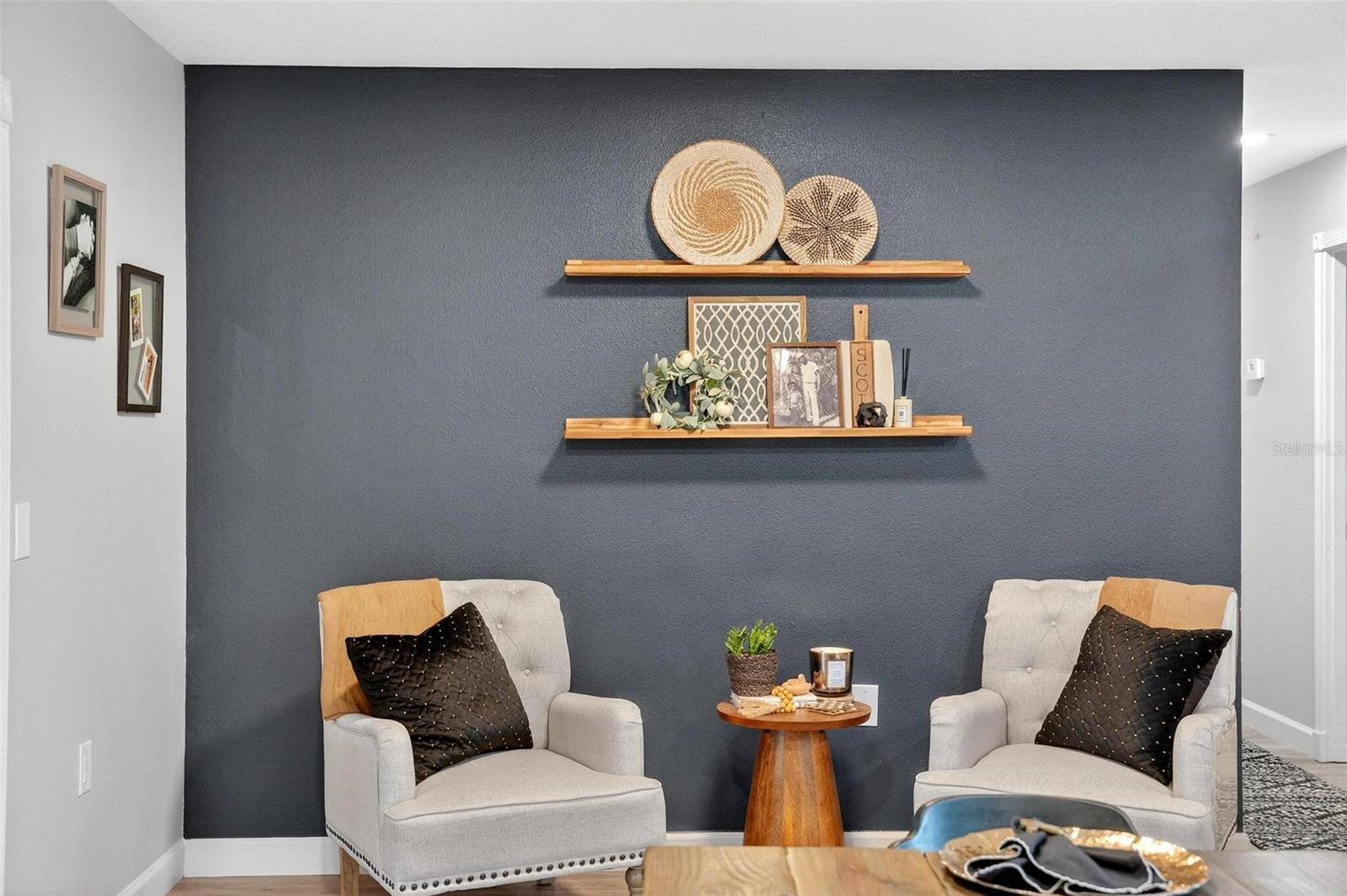 Image 8 of 71 For 106 Portland Street