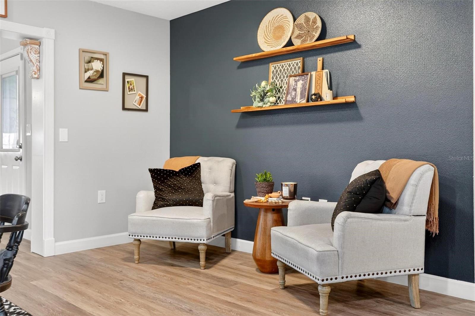 Image 9 of 71 For 106 Portland Street