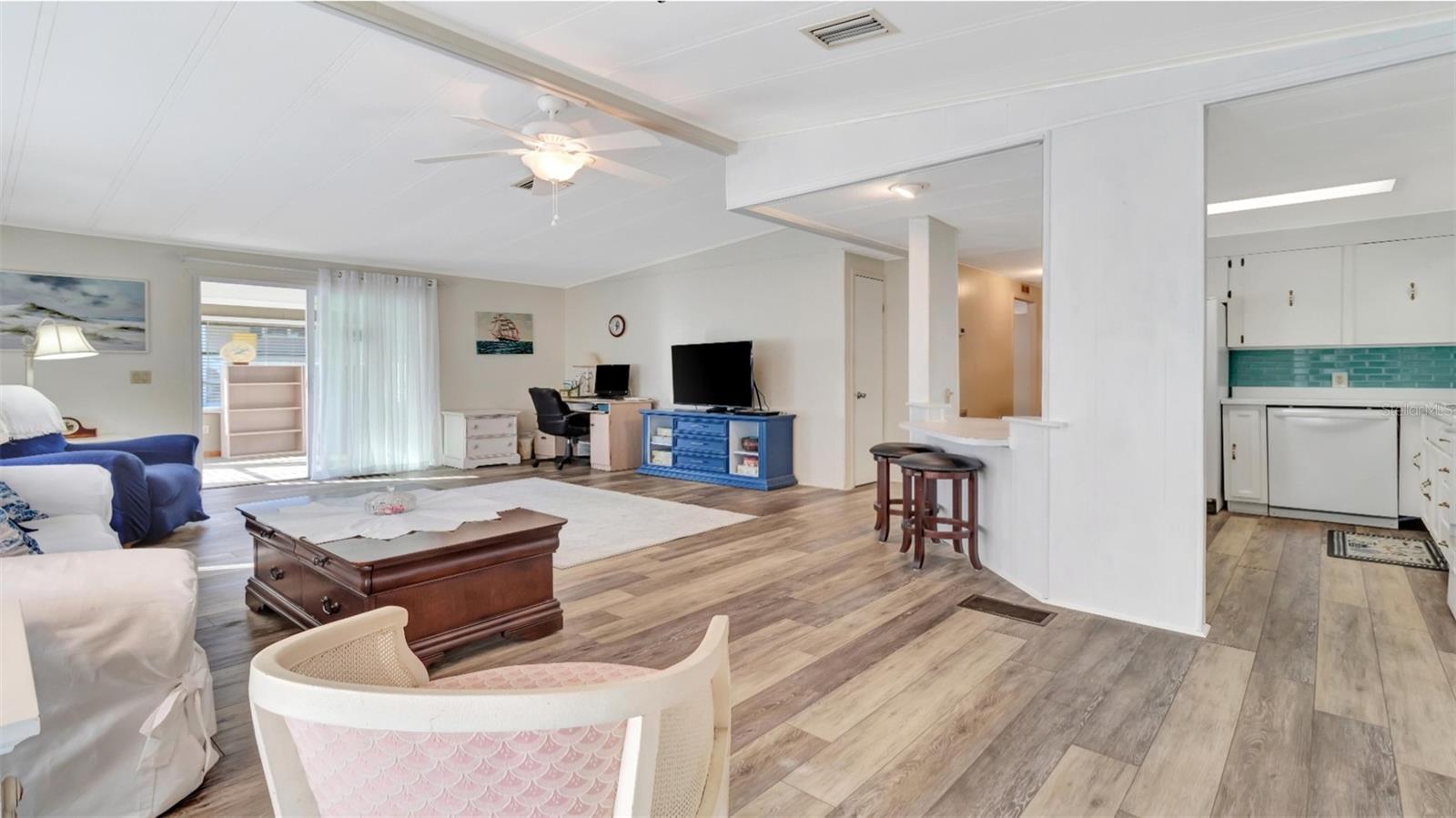 Image 5 of 33 For 2236 Evergreen Circle 1704