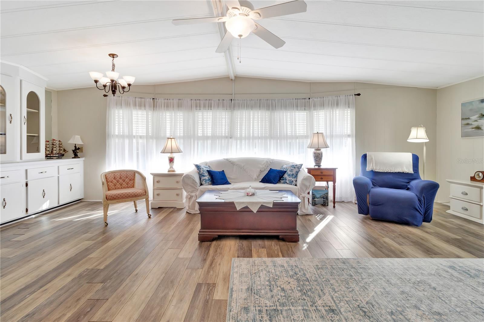 Image 8 of 33 For 2236 Evergreen Circle 1704