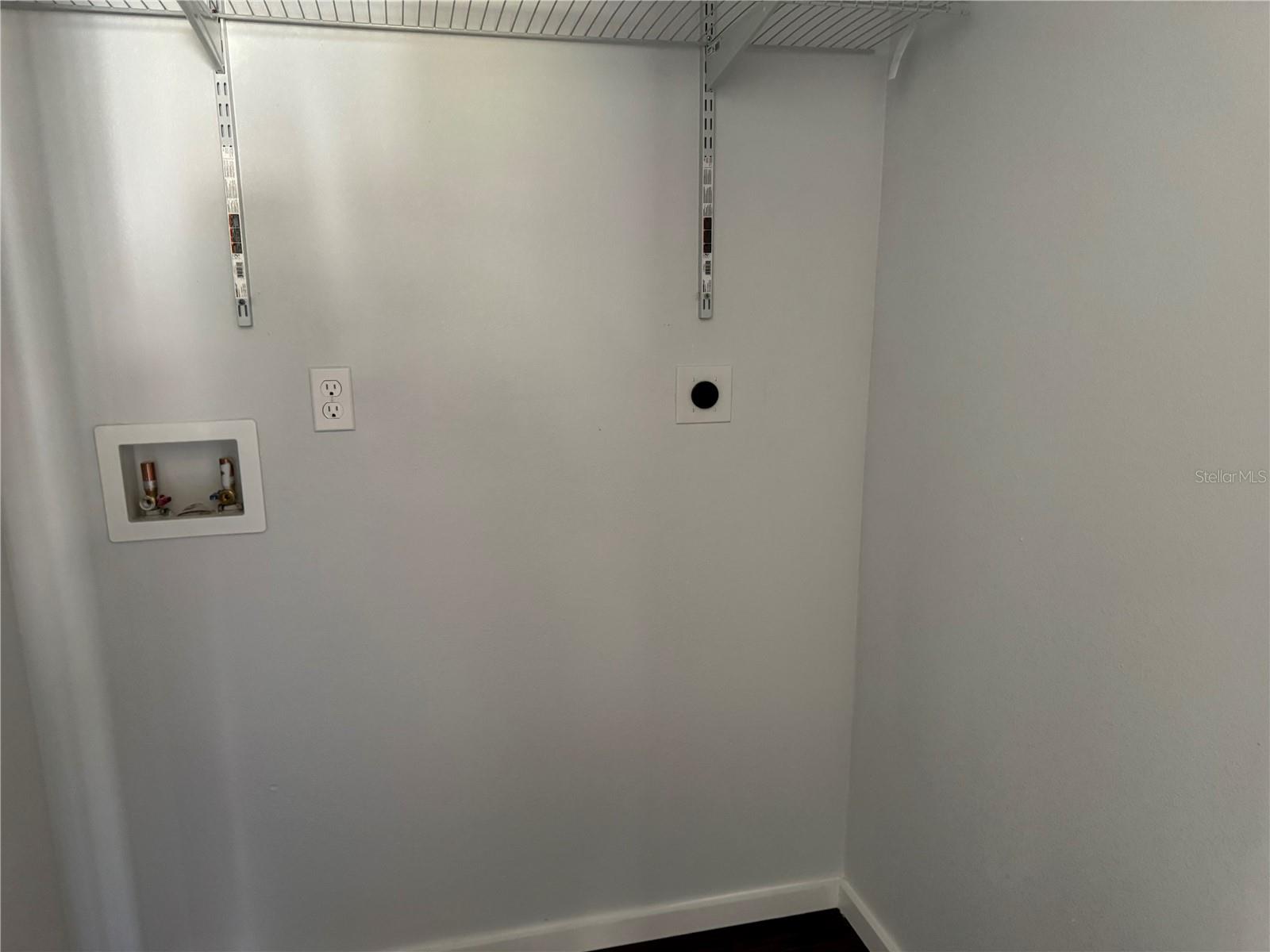 Image 7 of 7 For 512 Dixie Avenue