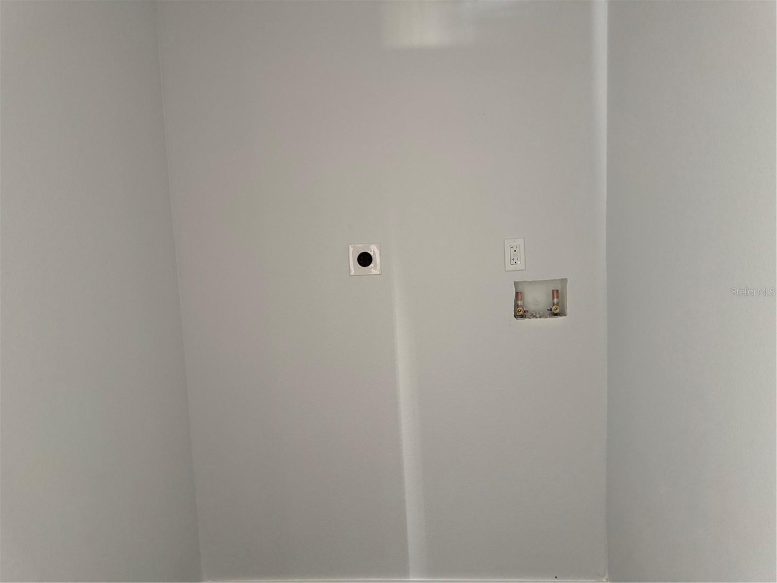 Image 7 of 10 For 412 6th Street