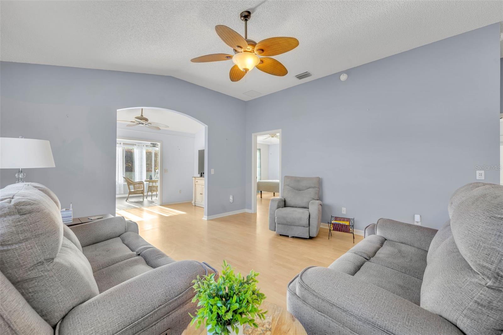 Image 18 of 49 For 16867 80th Ashgrove Terrace