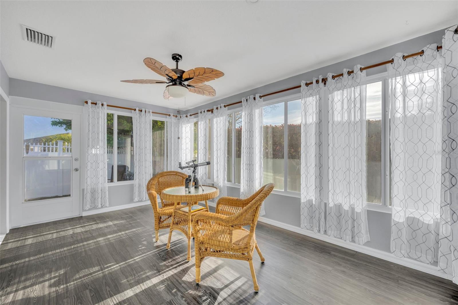 Image 26 of 49 For 16867 80th Ashgrove Terrace