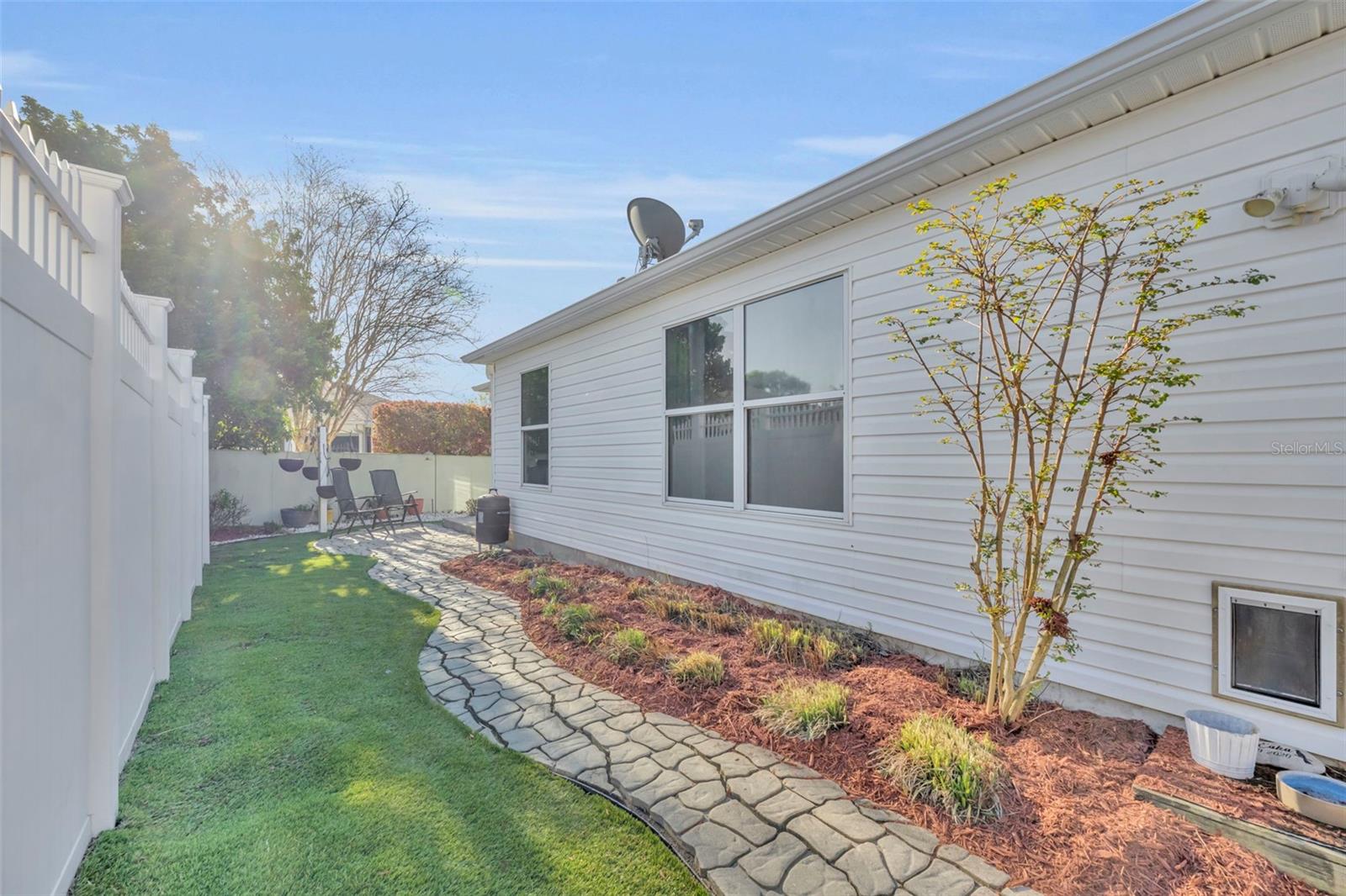 Image 39 of 49 For 16867 80th Ashgrove Terrace