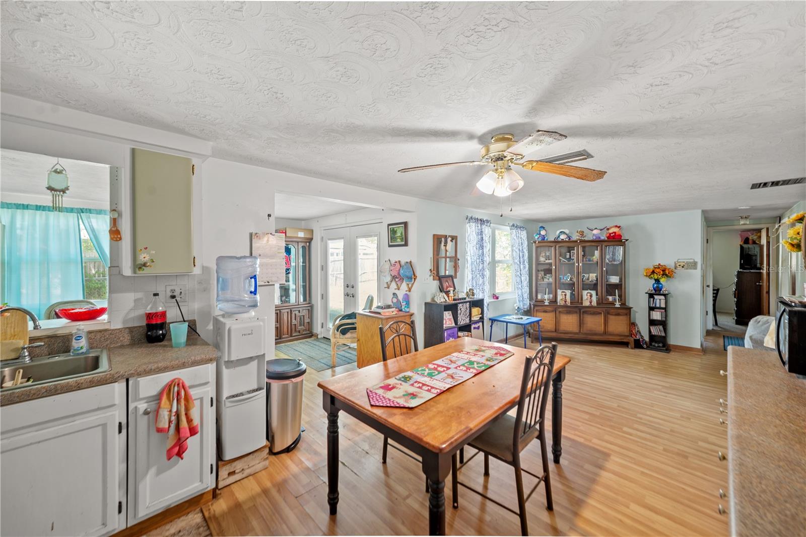 Image 17 of 37 For 3417 Chauncy Road