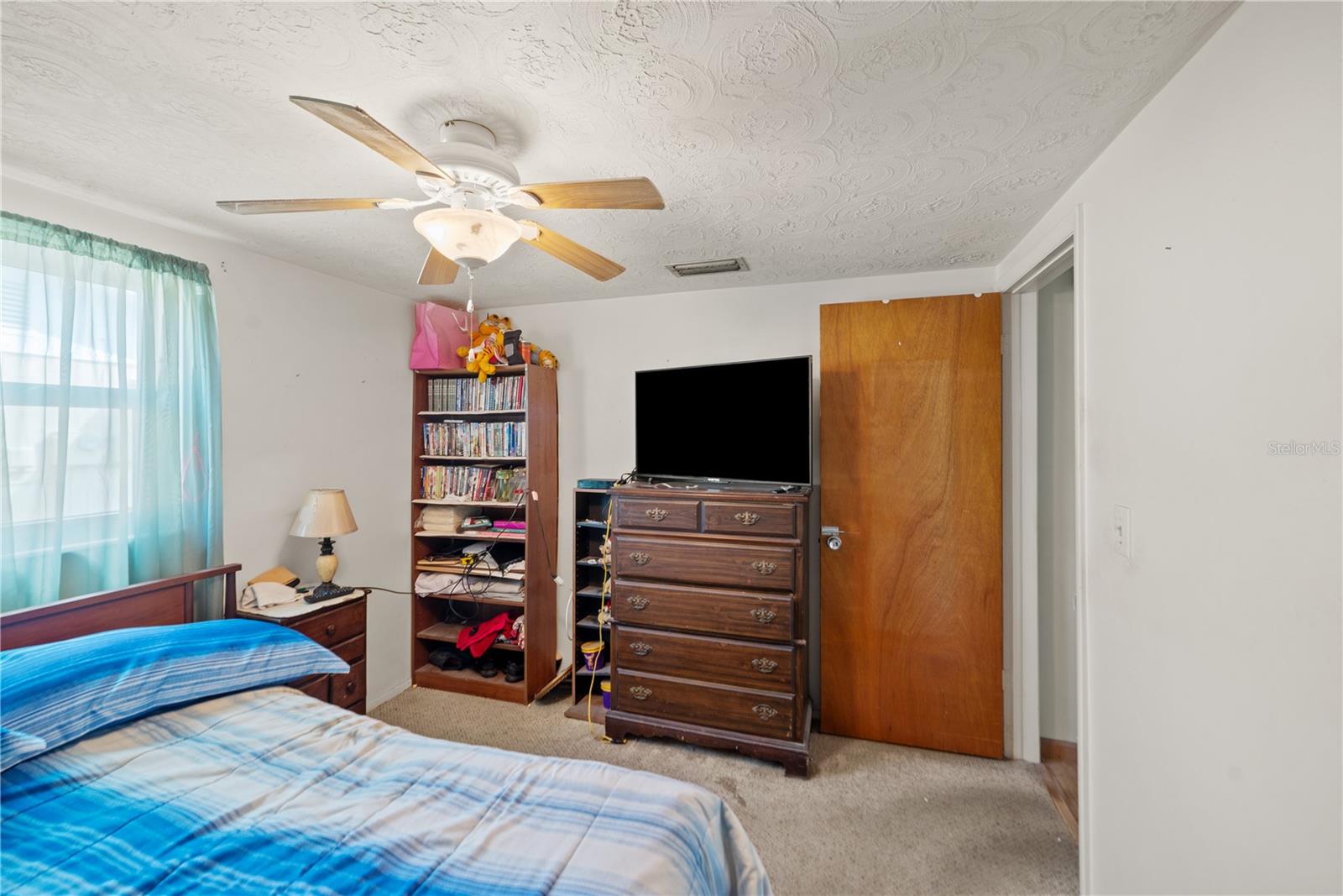 Image 33 of 37 For 3417 Chauncy Road