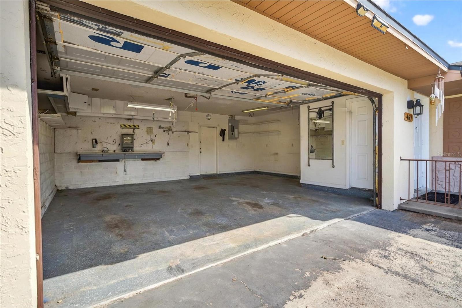 Image 28 of 34 For 467 Constitution Drive