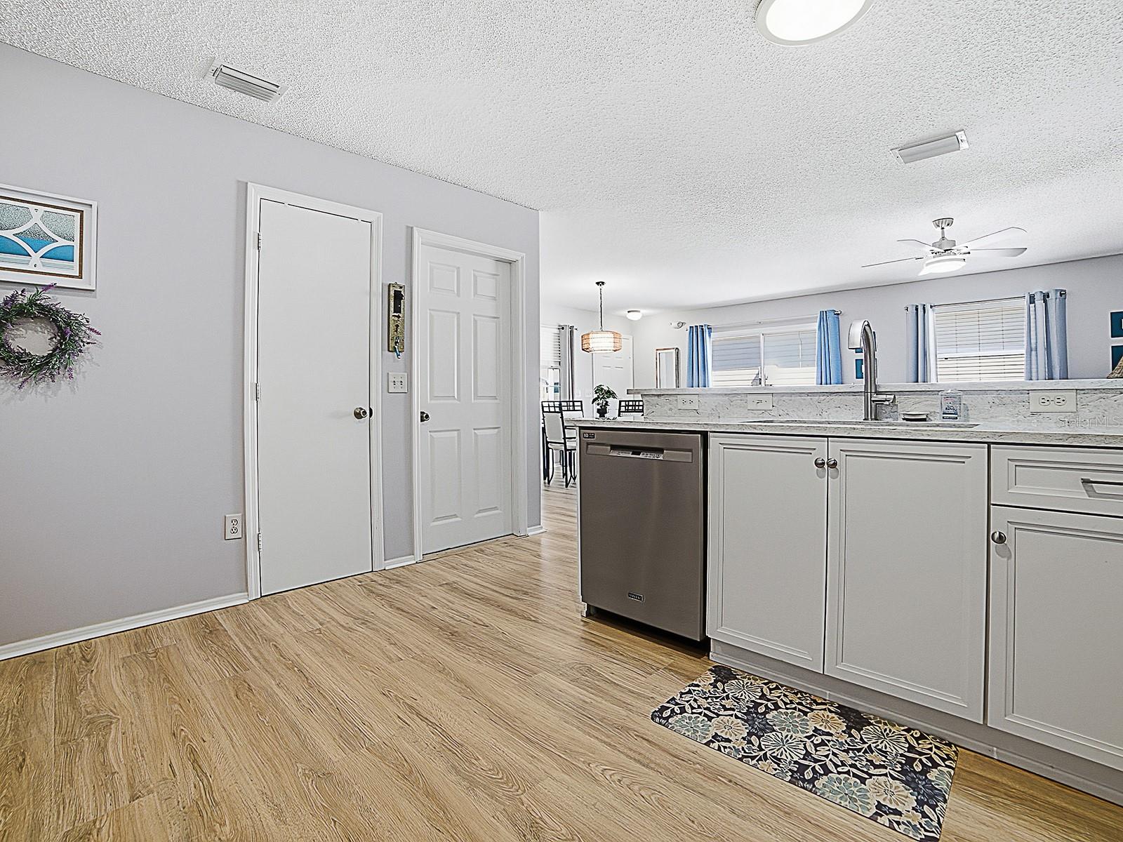 Image 16 of 41 For 17385 78th Draughton Court