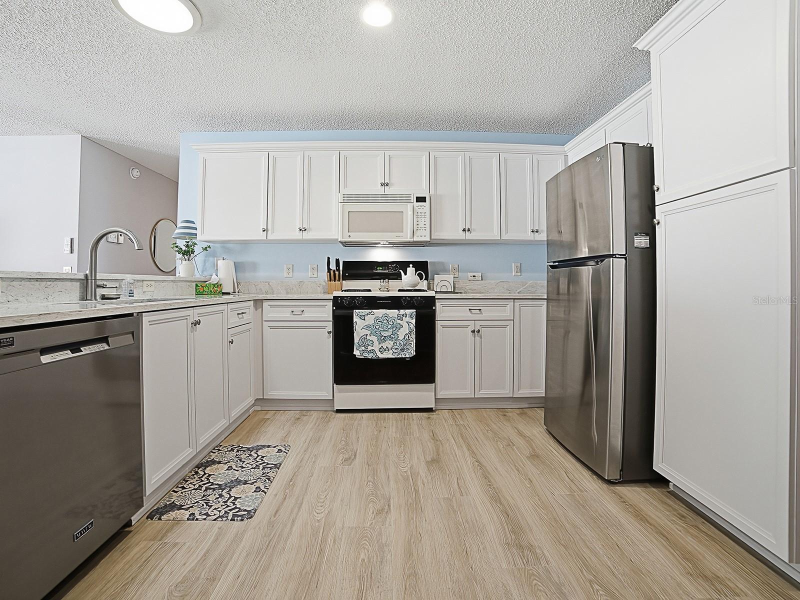 Image 18 of 41 For 17385 78th Draughton Court