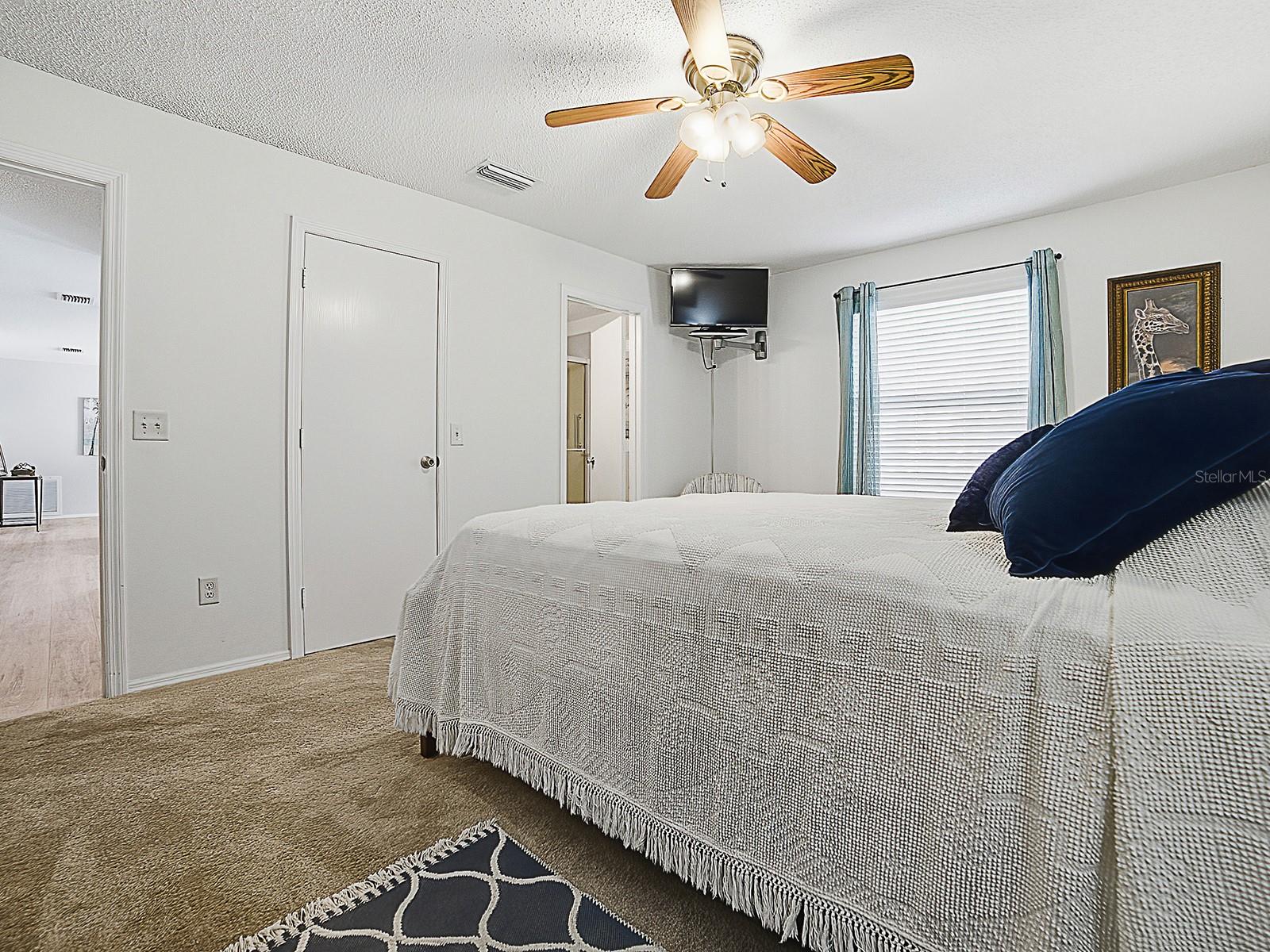 Image 21 of 41 For 17385 78th Draughton Court