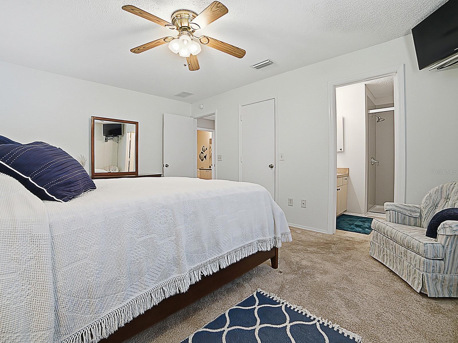 Image 22 of 41 For 17385 78th Draughton Court