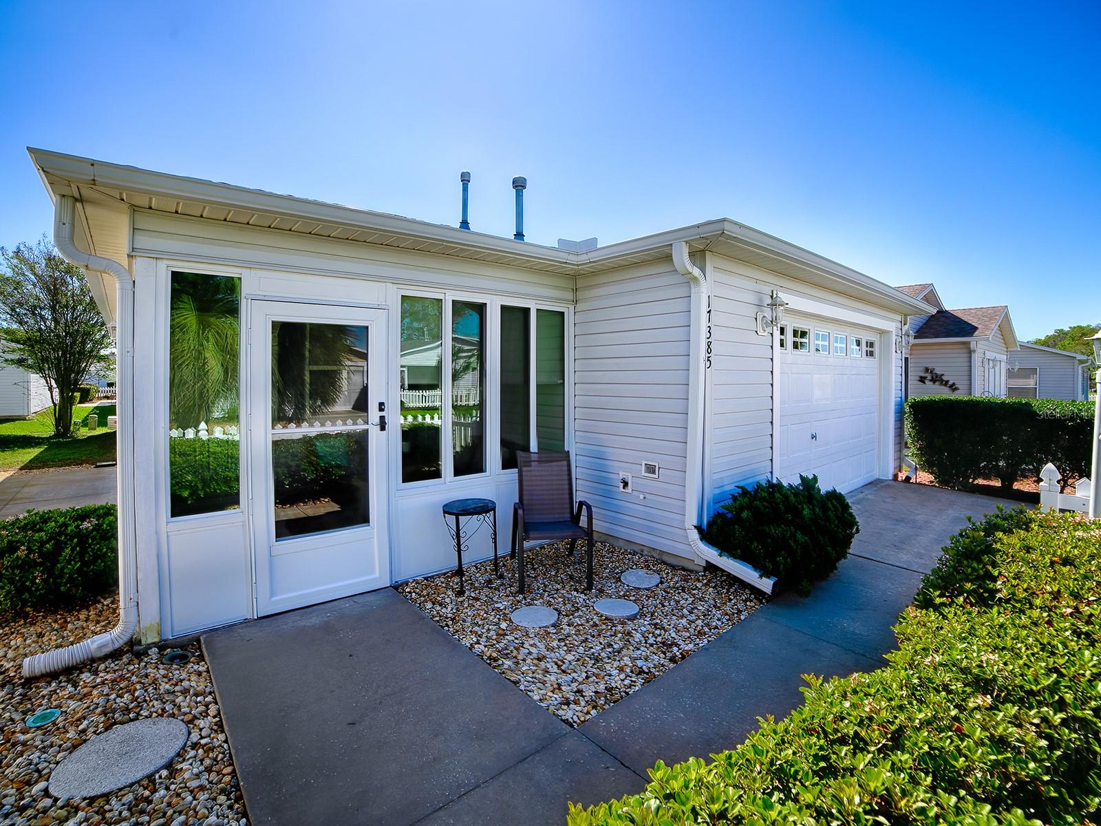 Image 3 of 41 For 17385 78th Draughton Court