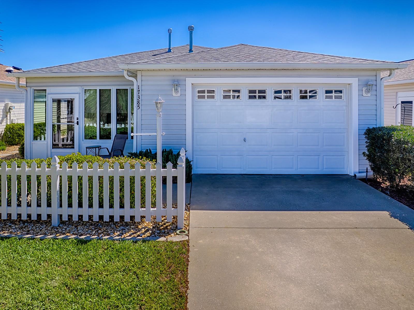 Image 32 of 41 For 17385 78th Draughton Court