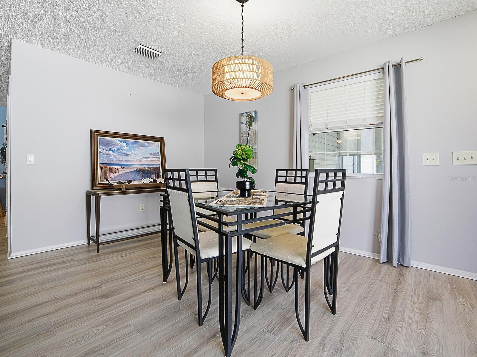 Image 8 of 41 For 17385 78th Draughton Court