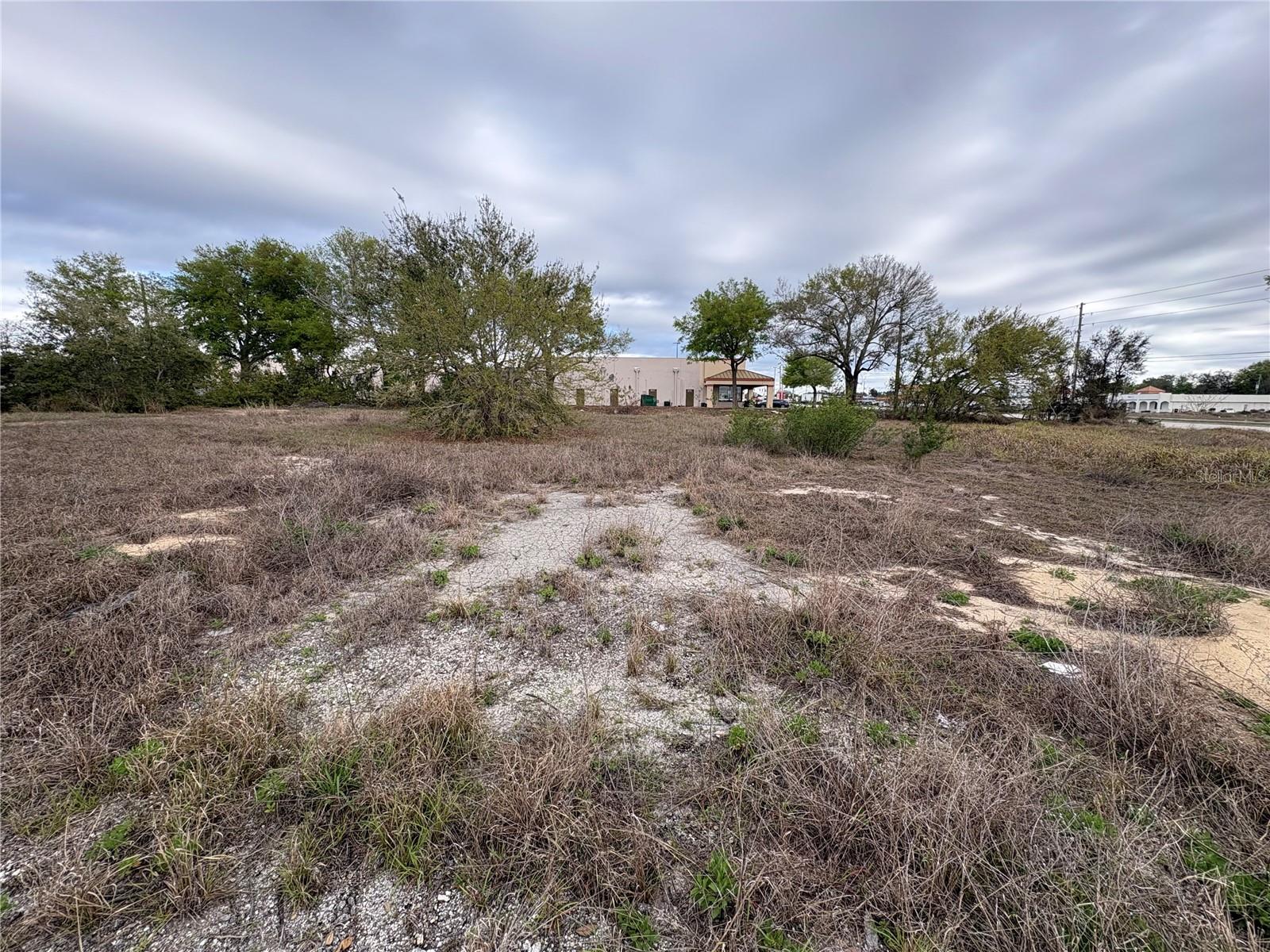 Image 7 of 17 For 1100 Us-27  