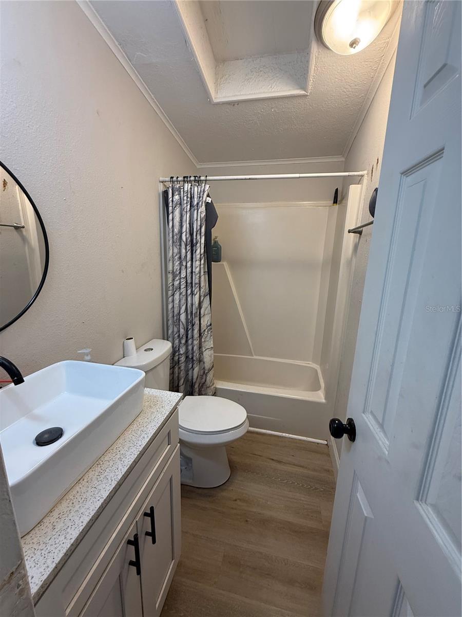 Image 6 of 7 For 8602 Treasure Island Road