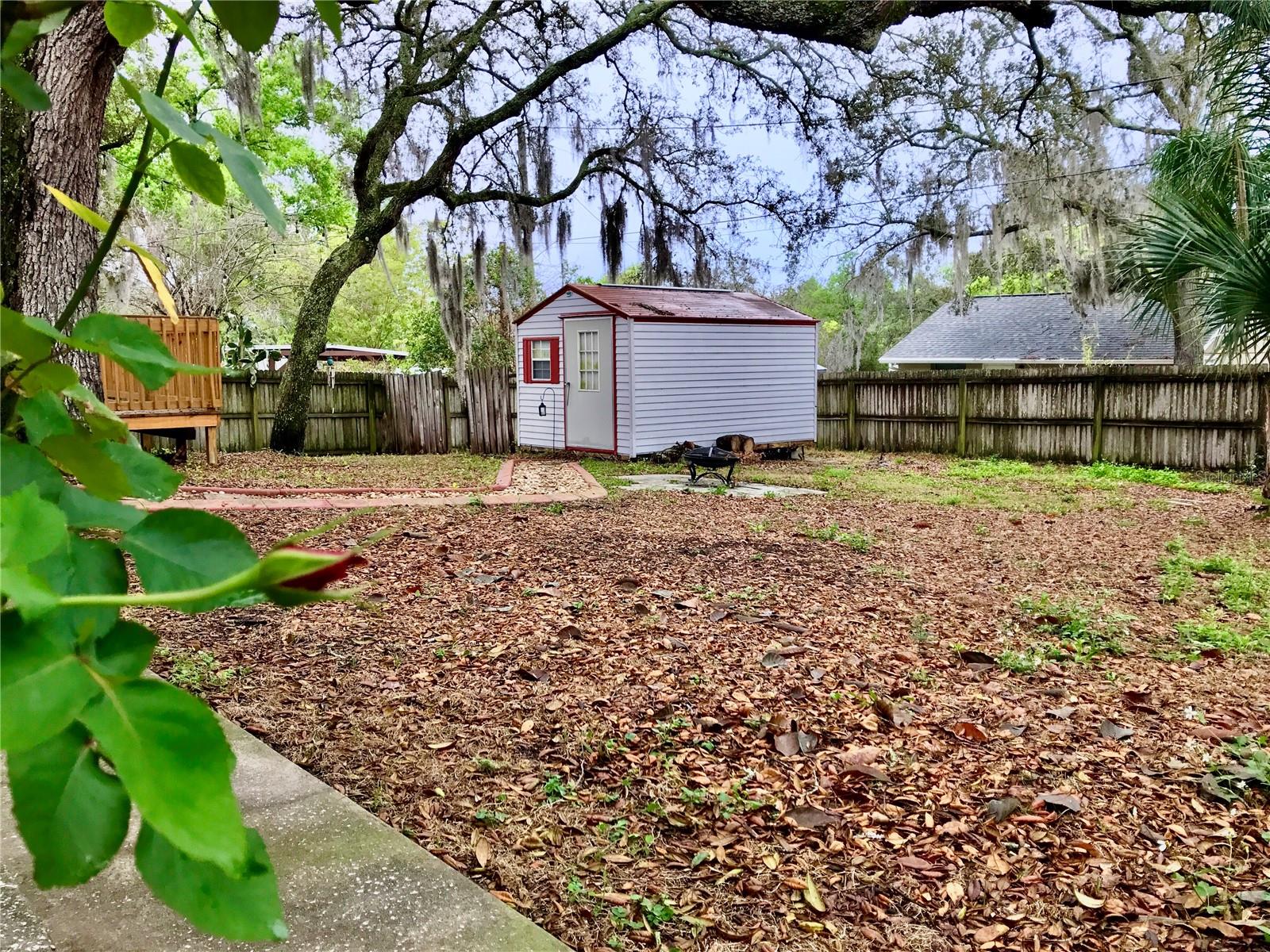 Image 15 of 79 For 2006 The Crescent