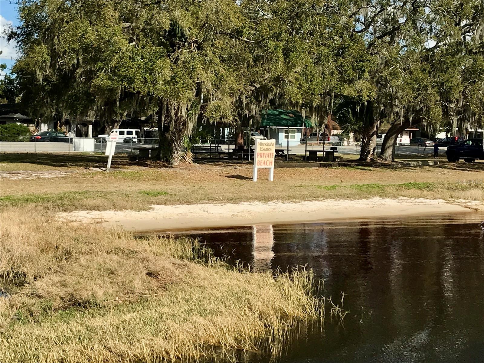 Image 24 of 79 For 2006 The Crescent