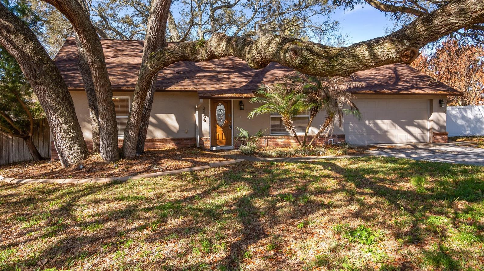 Image 28 of 79 For 2006 The Crescent