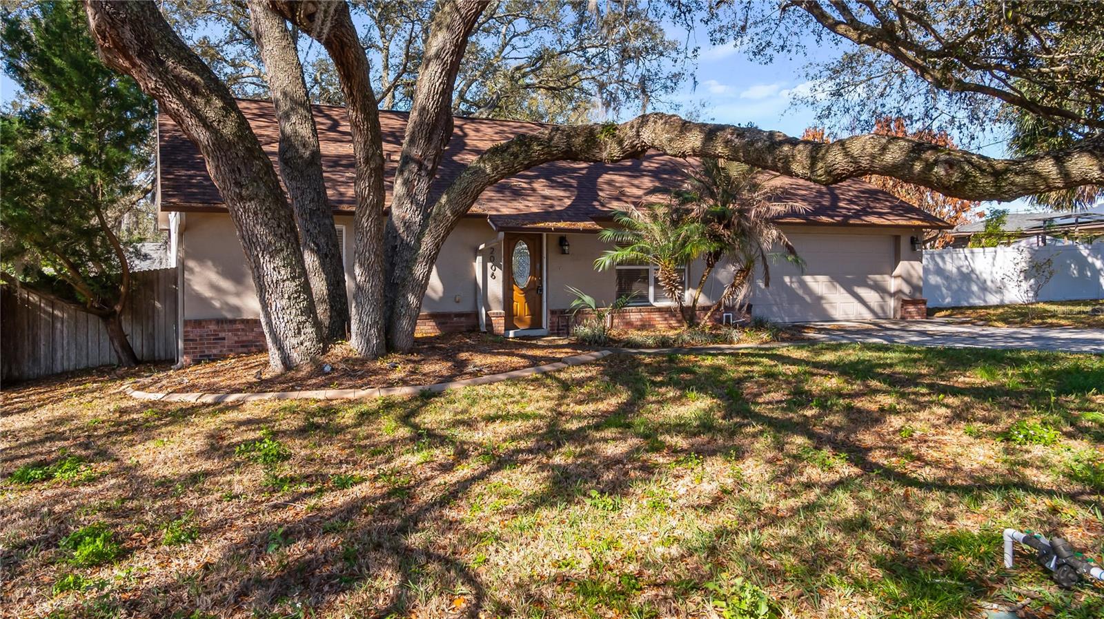 Image 31 of 79 For 2006 The Crescent