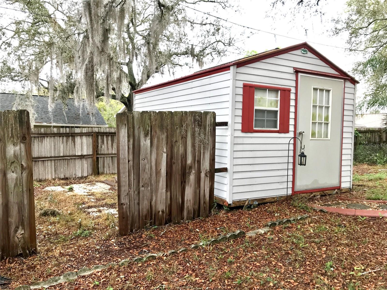 Image 47 of 79 For 2006 The Crescent