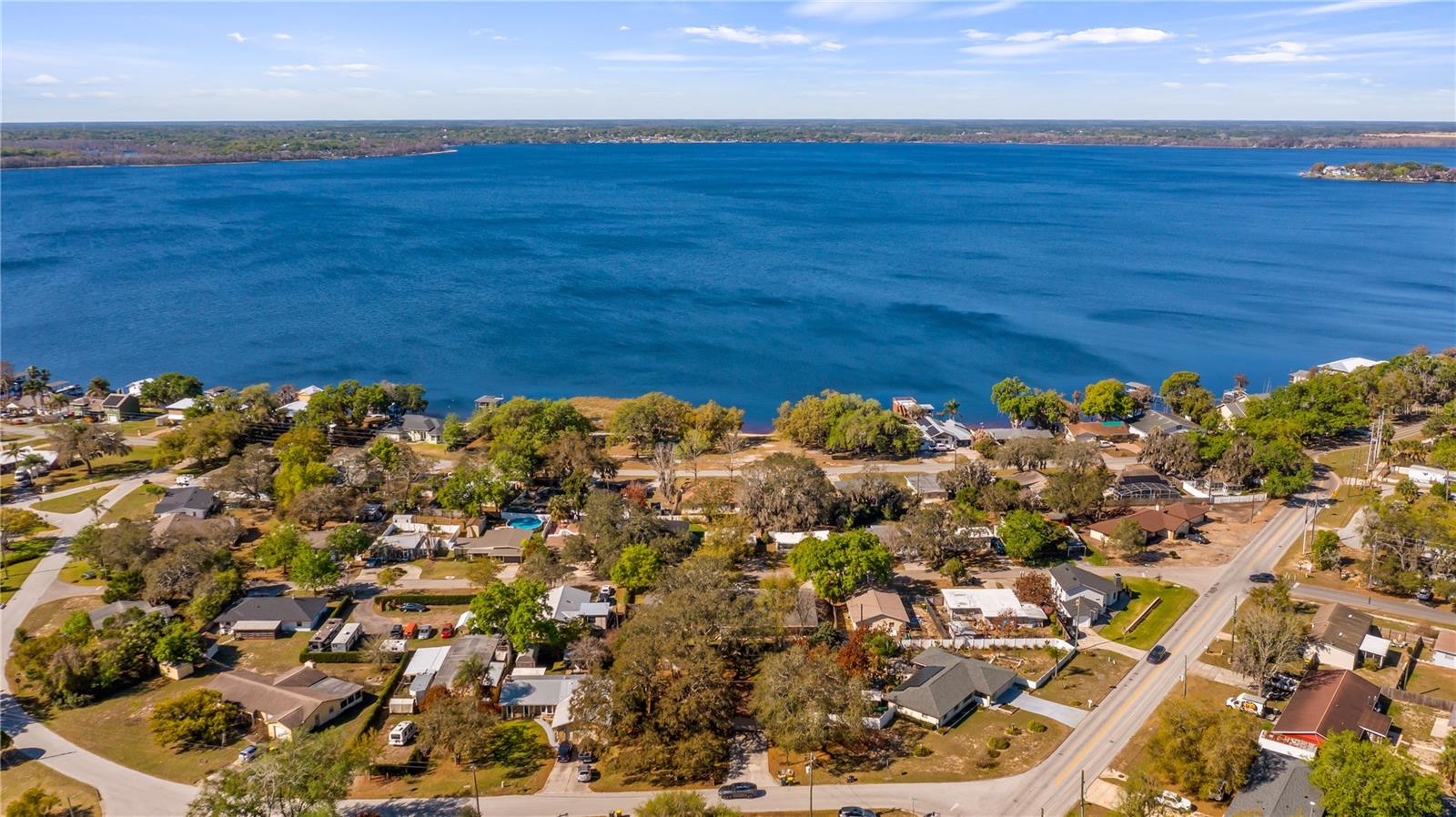 Image 62 of 79 For 2006 The Crescent