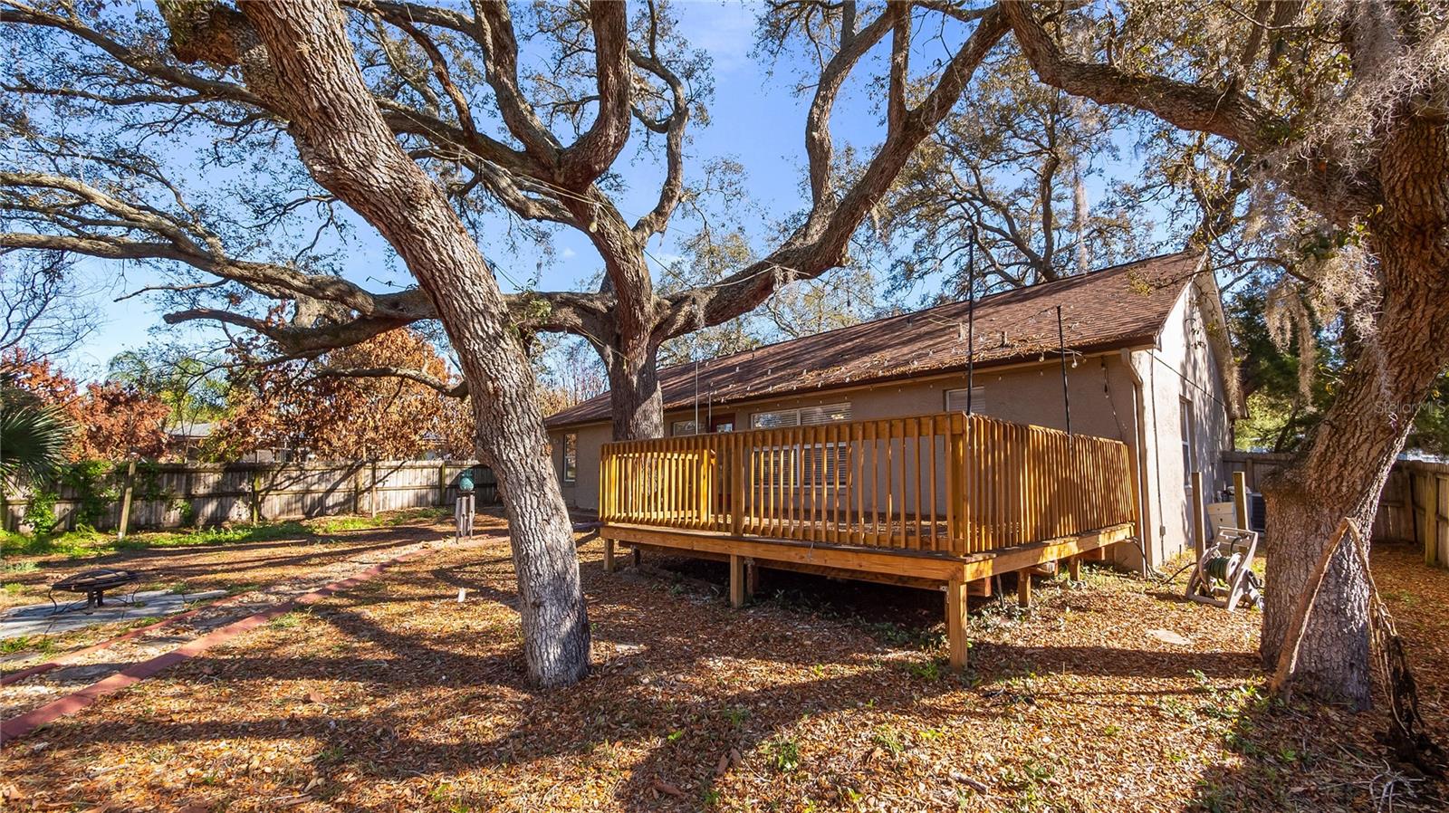 Image 66 of 79 For 2006 The Crescent