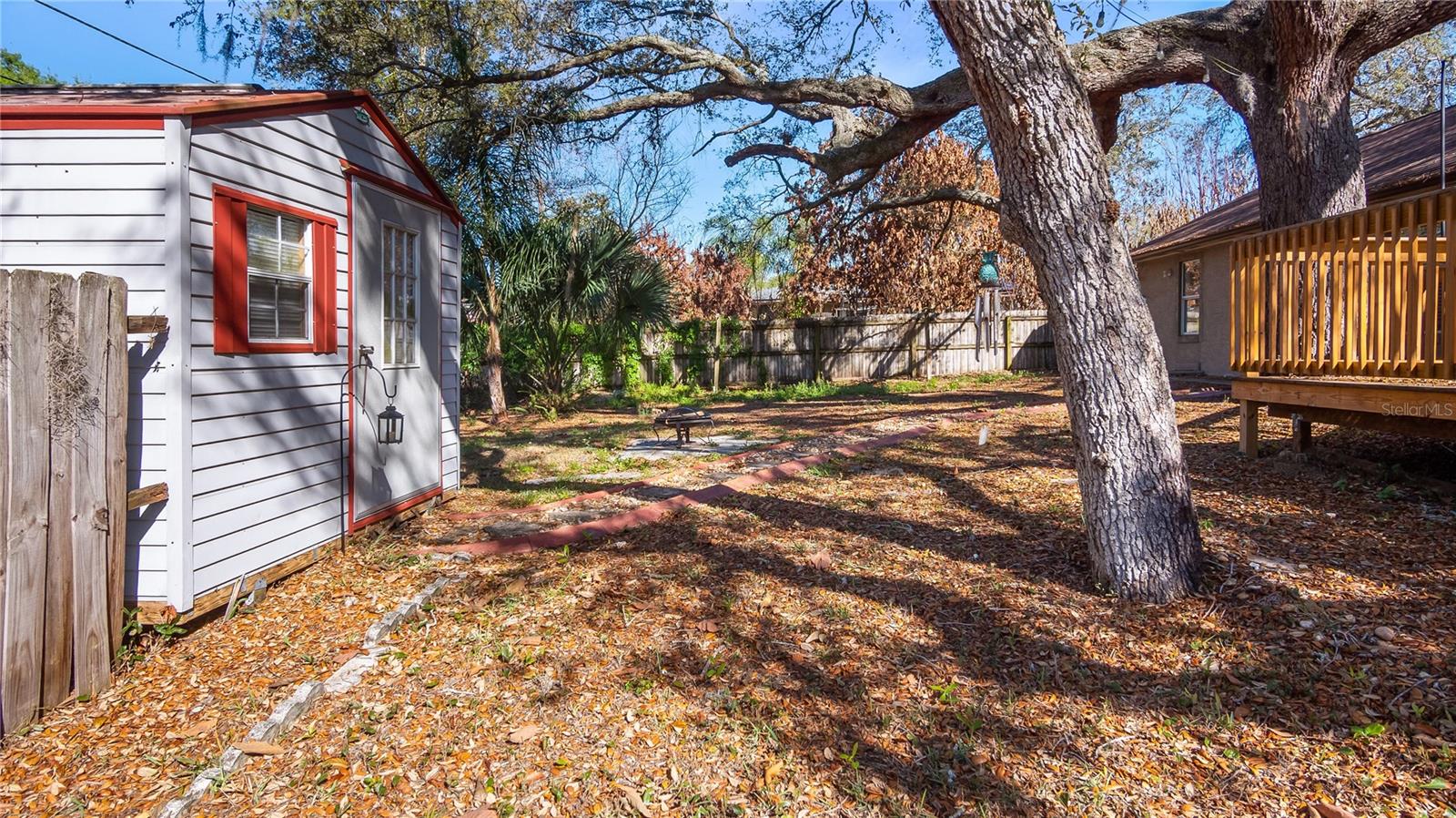 Image 69 of 79 For 2006 The Crescent