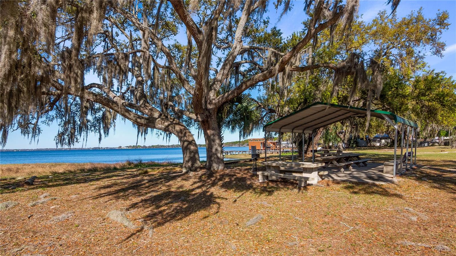 Image 75 of 79 For 2006 The Crescent