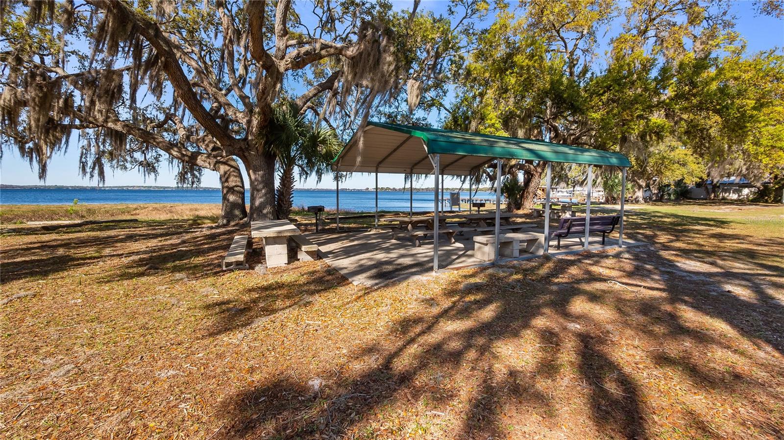 Image 77 of 79 For 2006 The Crescent