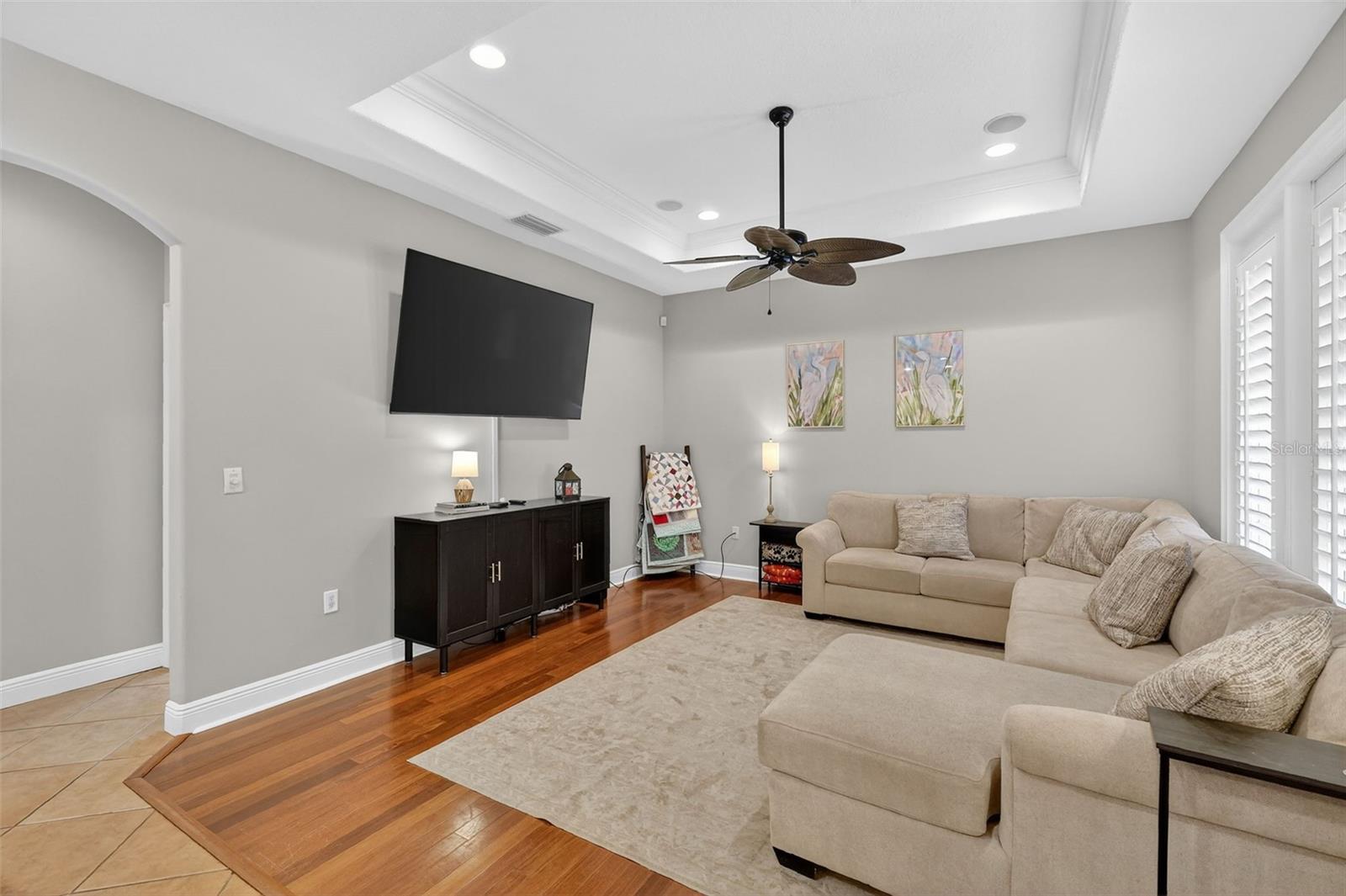 Image 21 of 50 For 1245 Shorecrest Cir