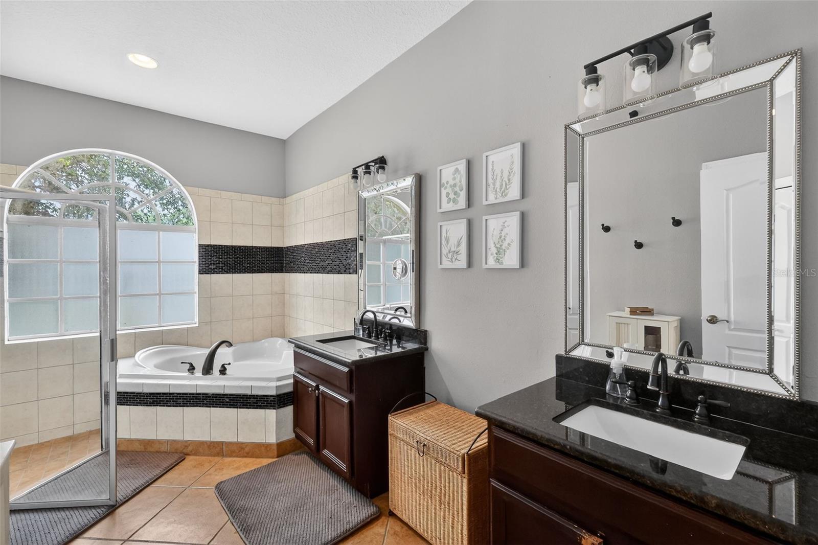 Image 23 of 50 For 1245 Shorecrest Cir