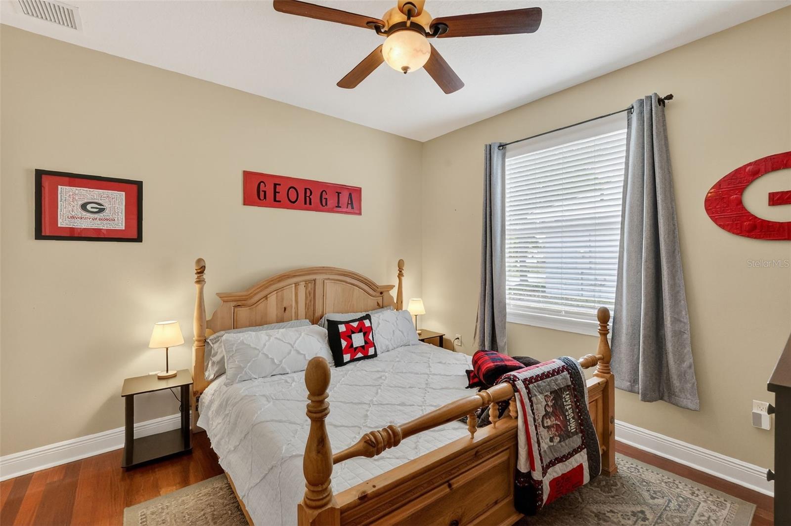 Image 27 of 50 For 1245 Shorecrest Cir