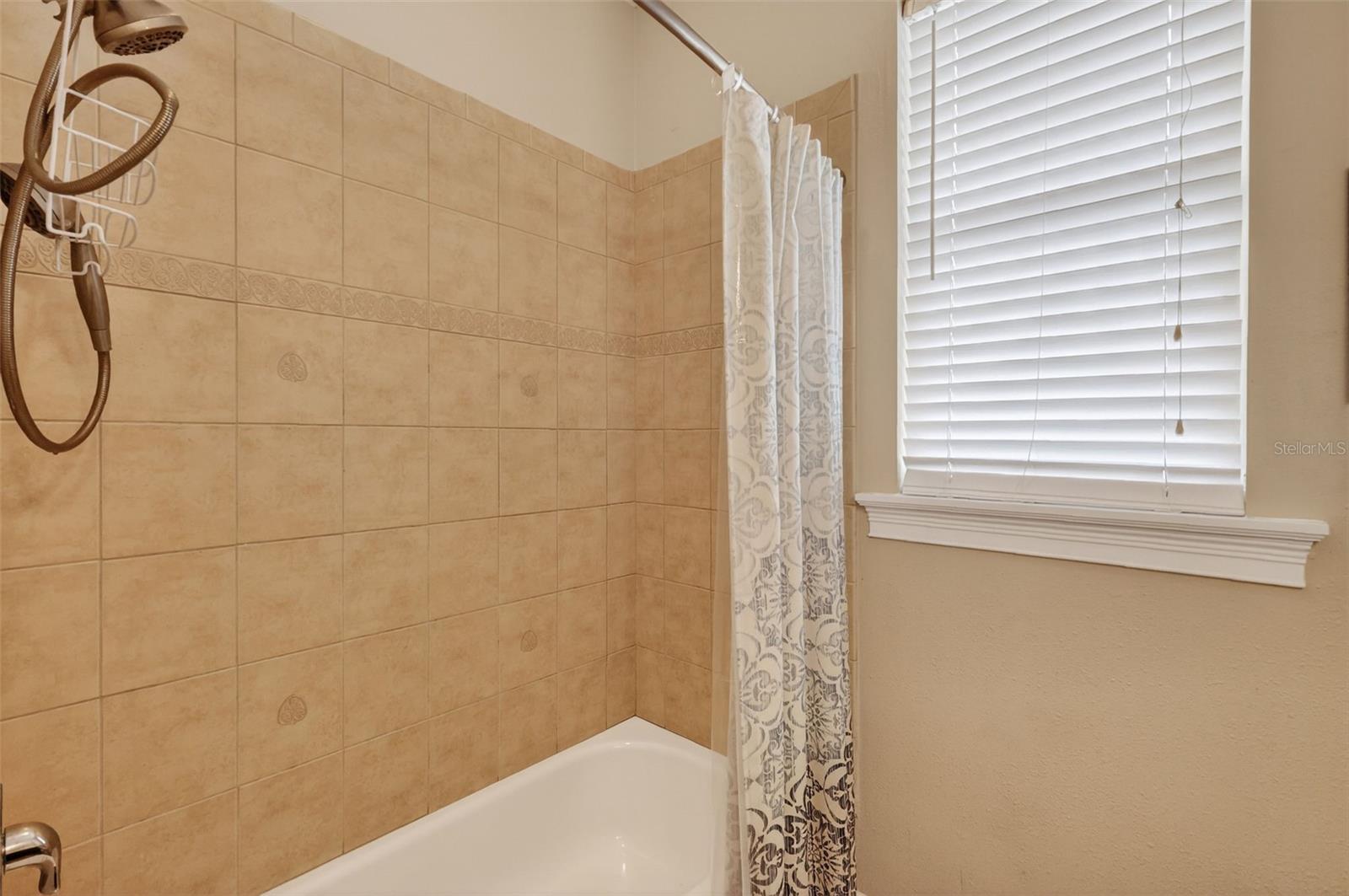 Image 29 of 50 For 1245 Shorecrest Cir