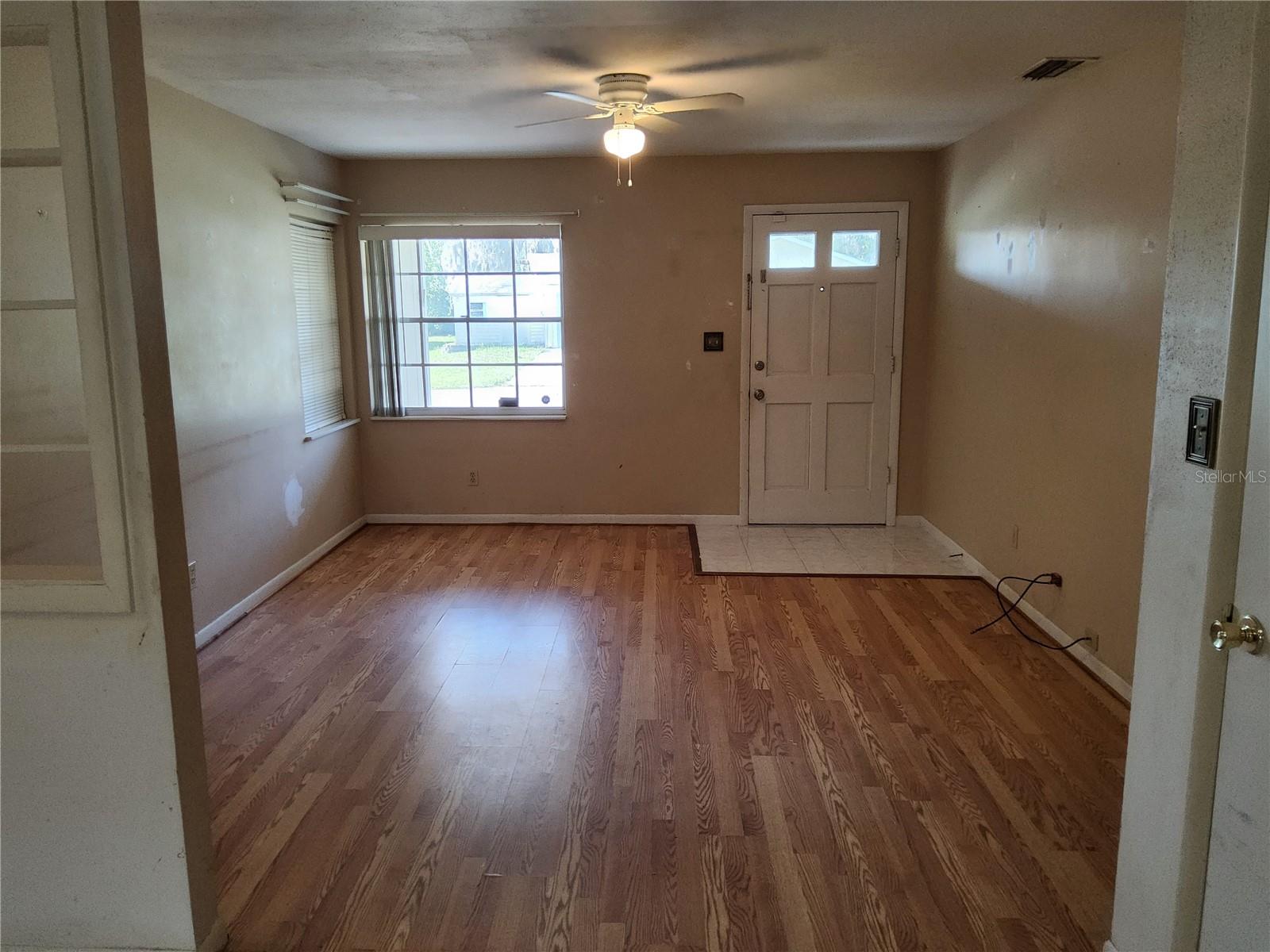 Image 15 of 54 For 31043 Willow Bank Avenue