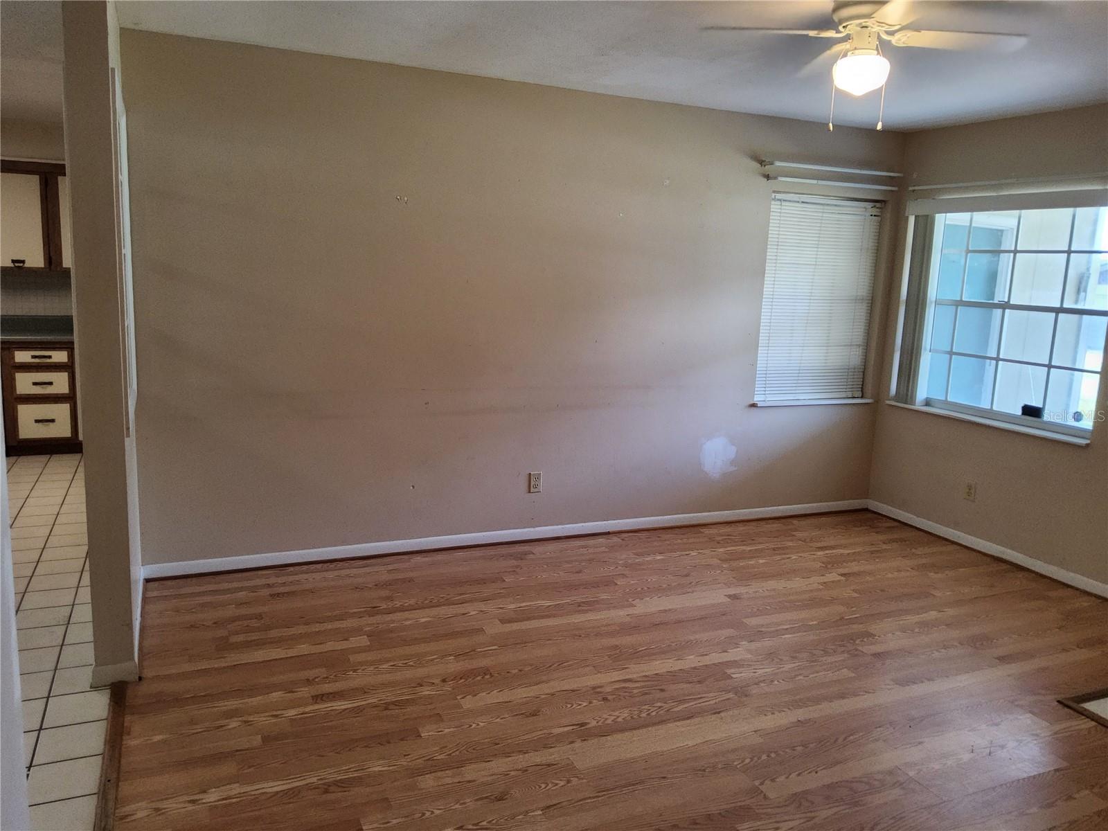 Image 16 of 54 For 31043 Willow Bank Avenue