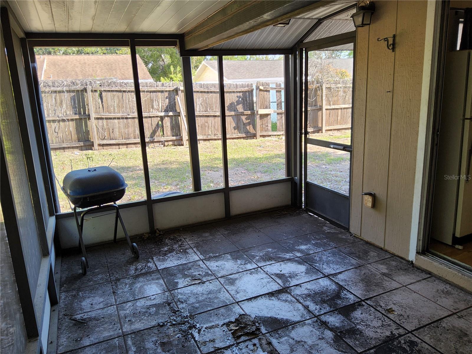 Image 26 of 54 For 31043 Willow Bank Avenue