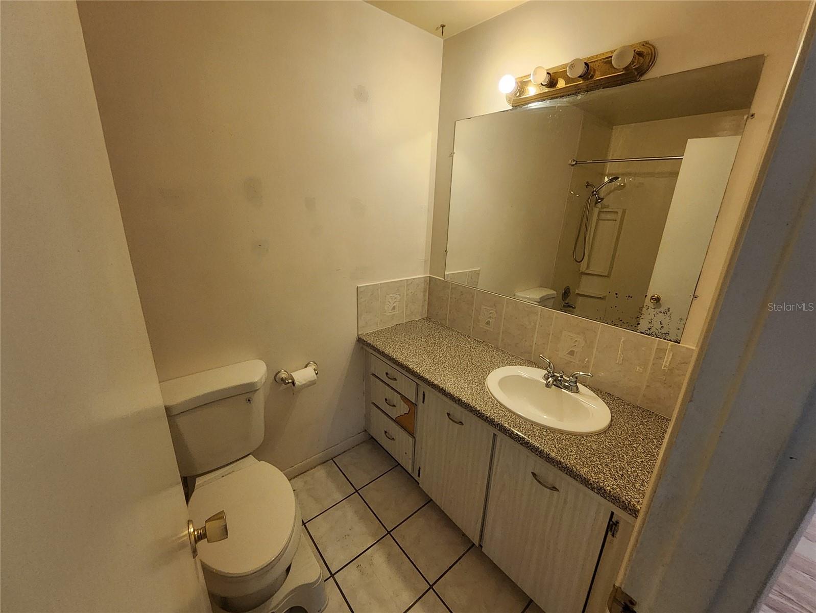 Image 35 of 54 For 31043 Willow Bank Avenue