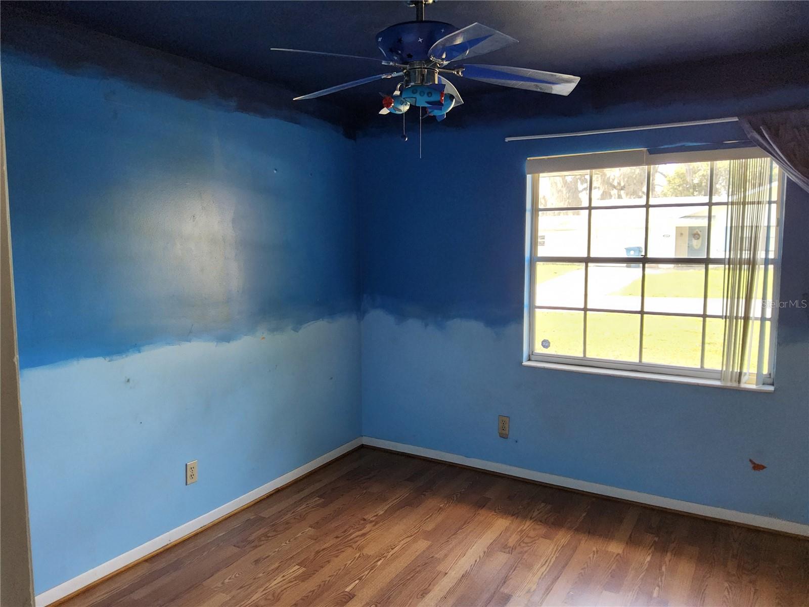 Image 36 of 54 For 31043 Willow Bank Avenue