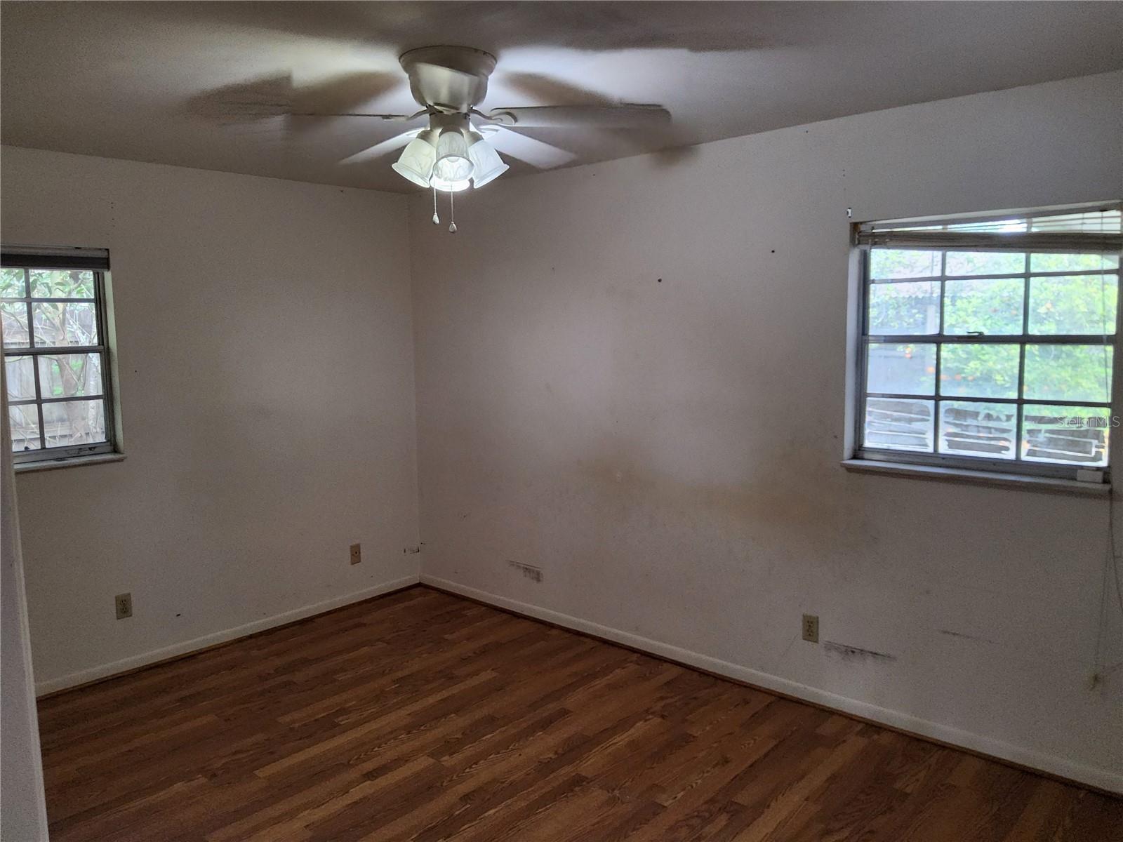 Image 45 of 54 For 31043 Willow Bank Avenue