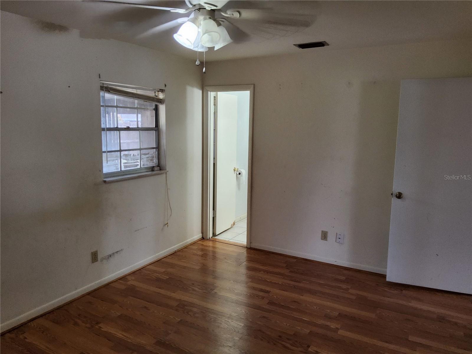 Image 47 of 54 For 31043 Willow Bank Avenue