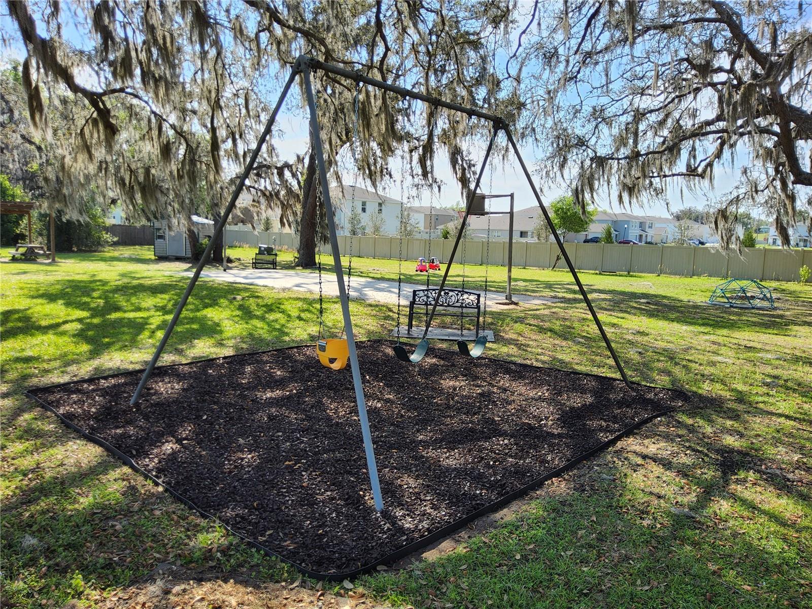 Image 53 of 54 For 31043 Willow Bank Avenue