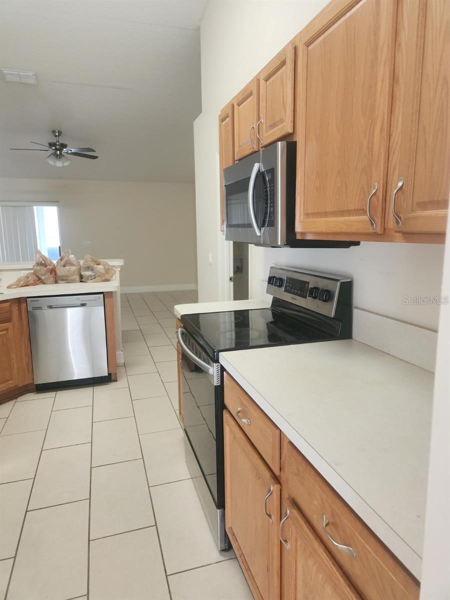 Image 4 of 8 For 11608 50th Circle