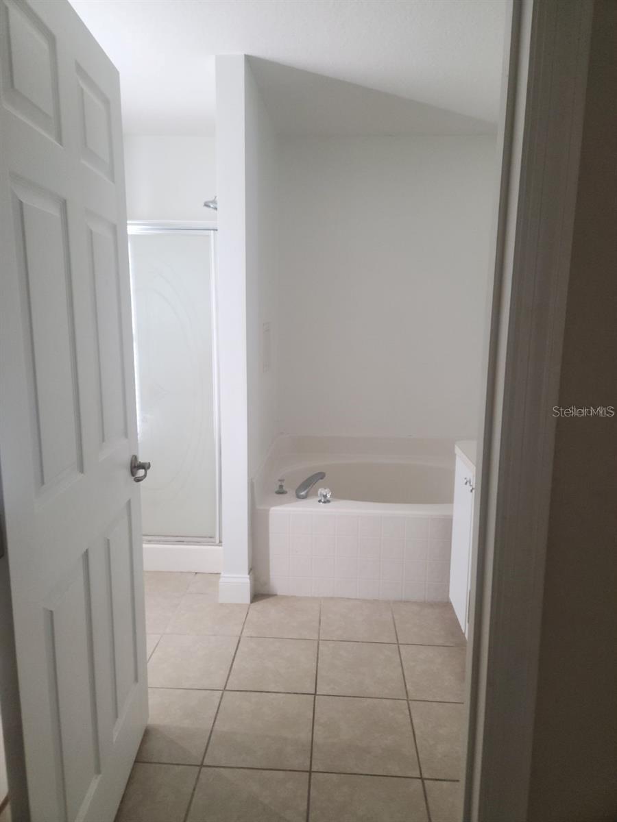 Image 5 of 8 For 11608 50th Circle