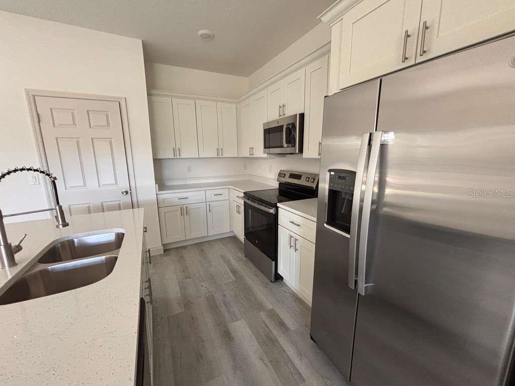 Image 10 of 23 For 7908 Galena Avenue