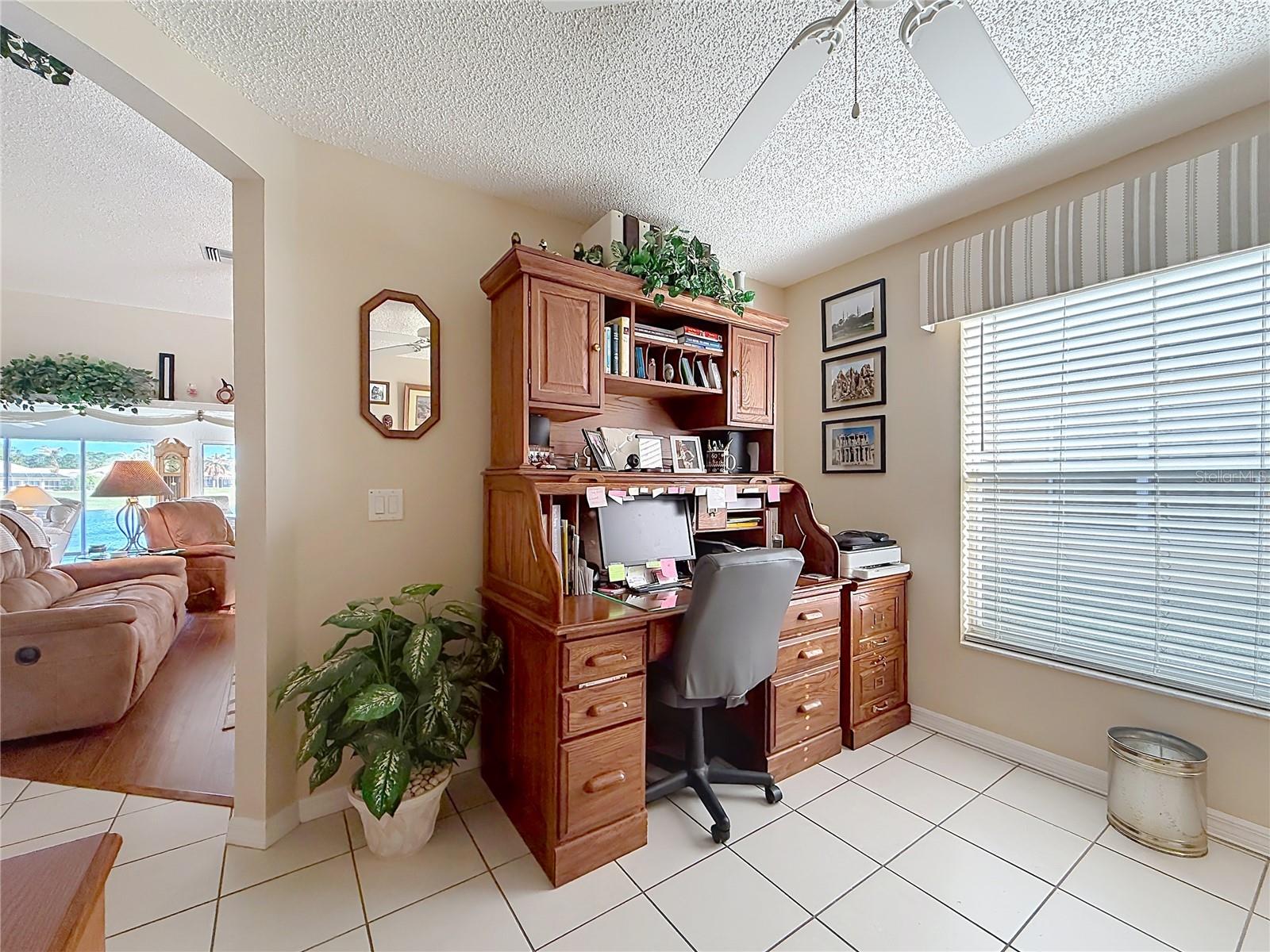 Image 18 of 29 For 2056 Palo Alto Avenue