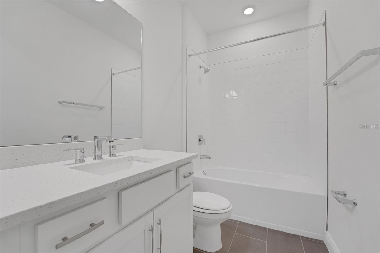 Image 24 of 49 For 7438 Sea Manatee Street