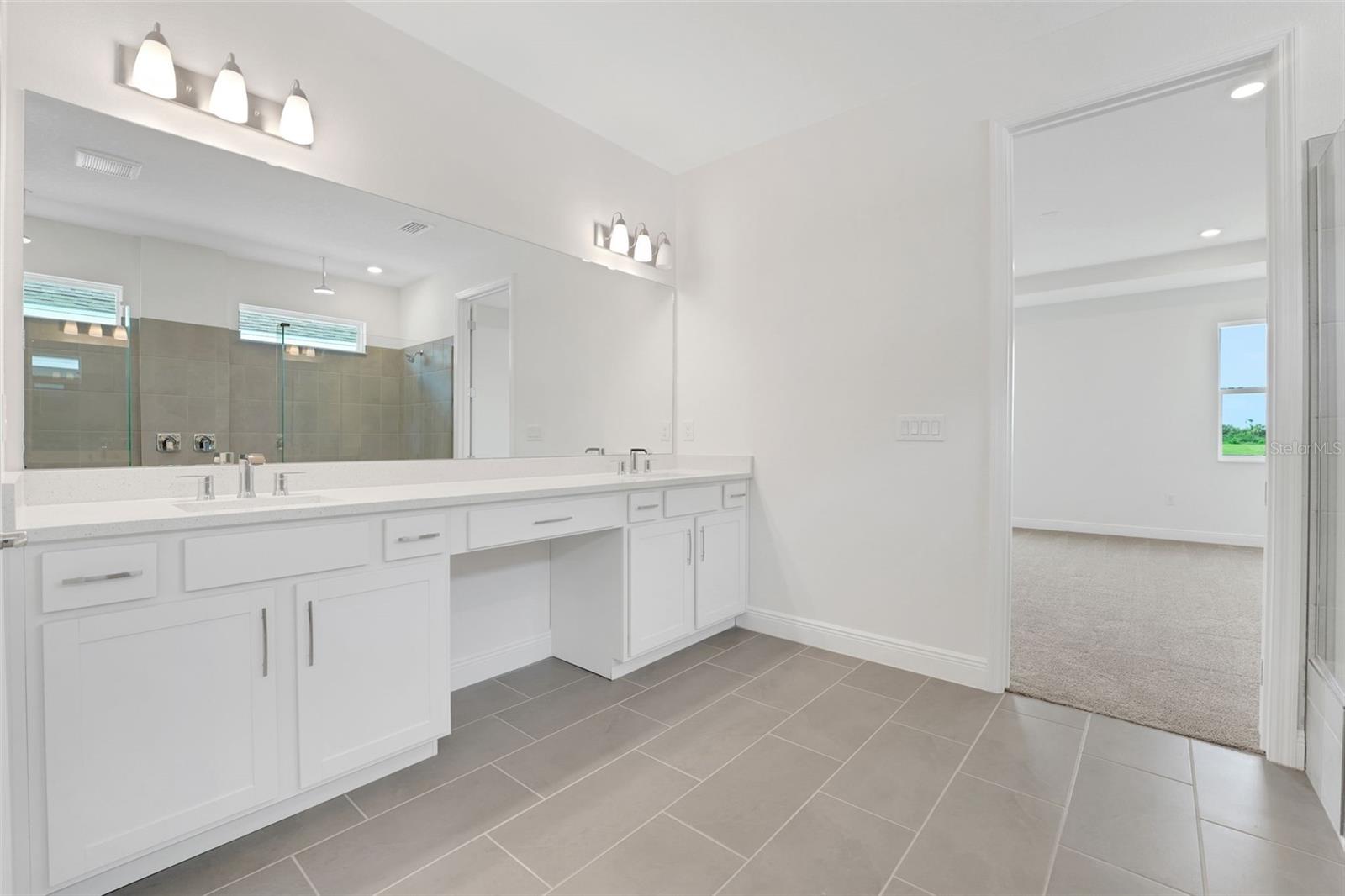 Image 34 of 49 For 7438 Sea Manatee Street