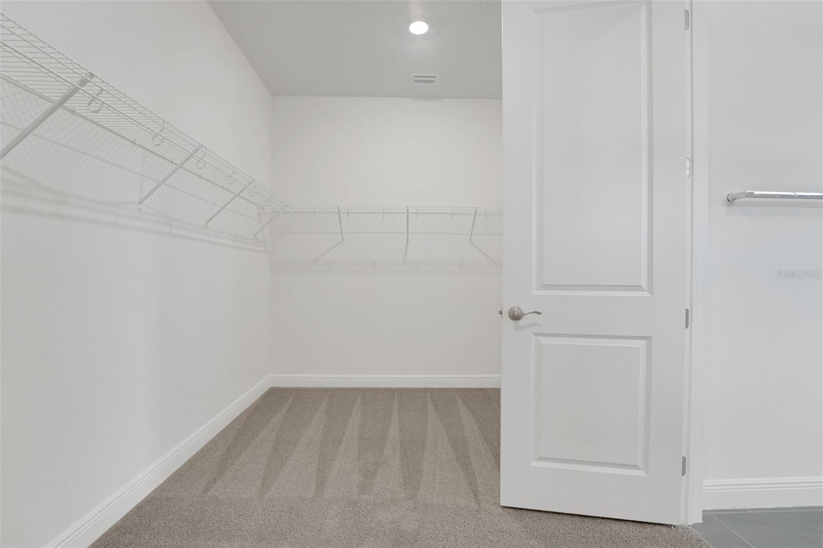 Image 35 of 49 For 7438 Sea Manatee Street